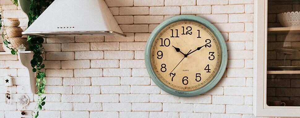 Retro Vintage Wall Clock