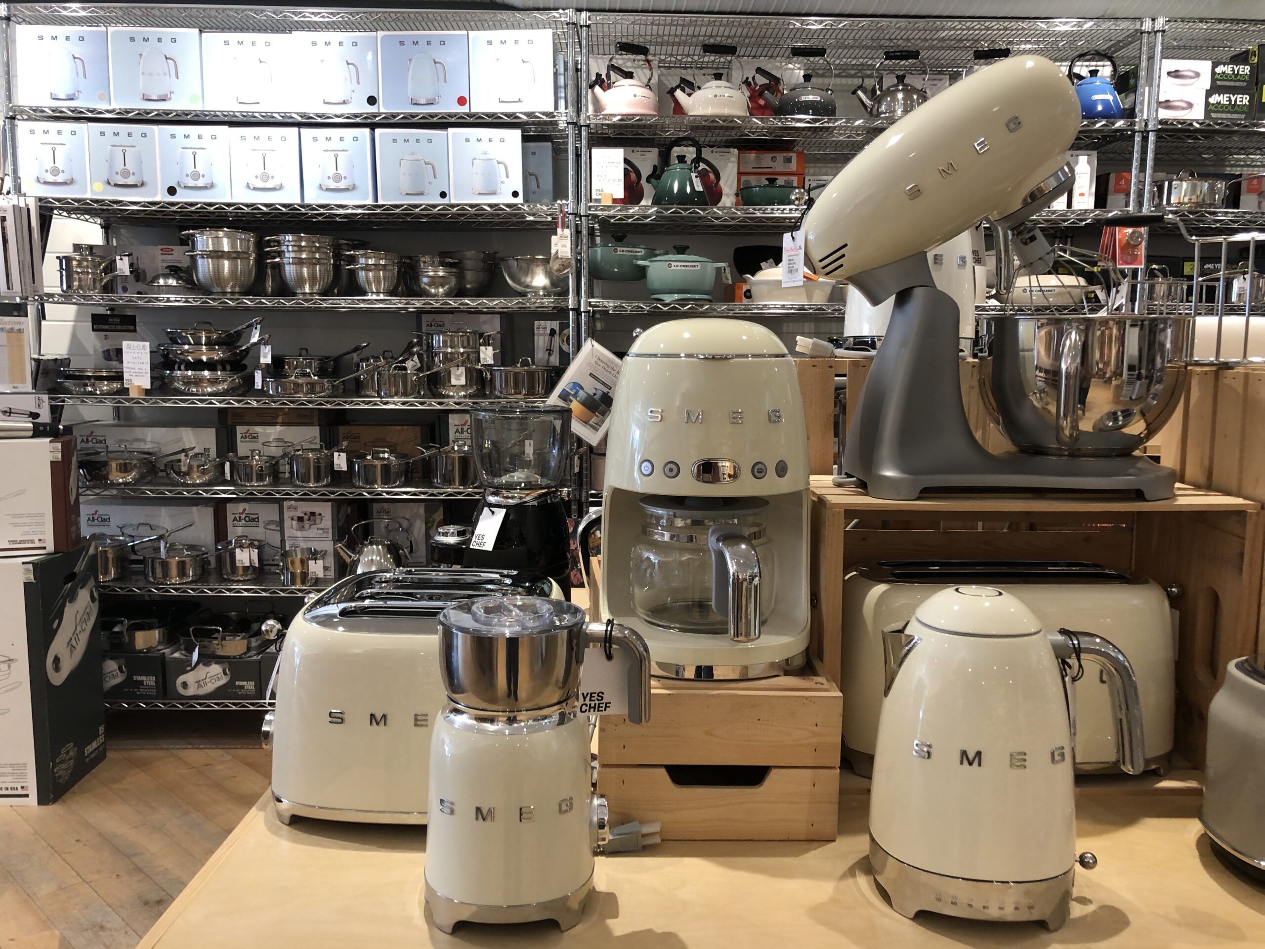 Smeg kitchenware - Retro Kitchen Appliances